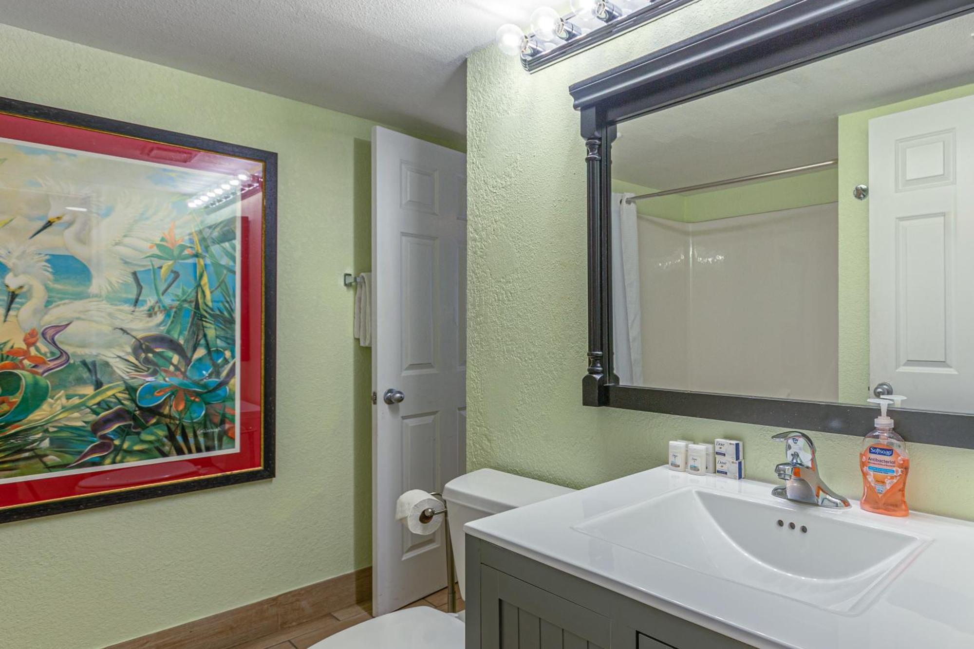 Sunrise Suites Cayo Coco Suite #208 키웨스트 객실 사진