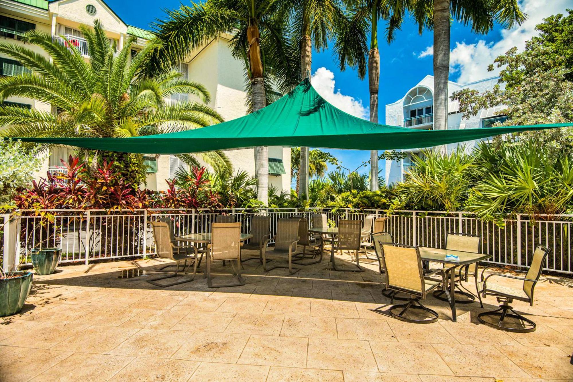 Sunrise Suites Cayo Coco Suite #208 키웨스트 객실 사진